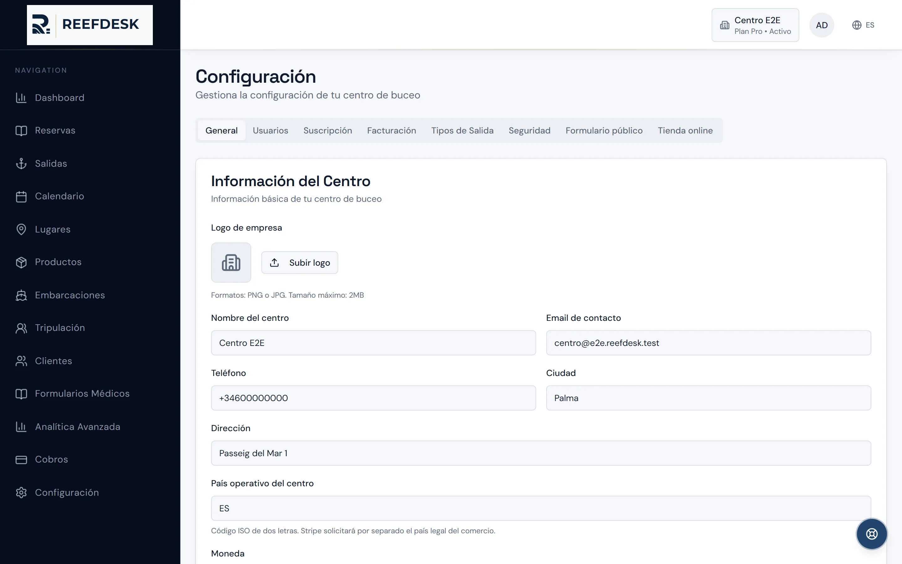 La pestaña General de Configuración, con los campos de nombre del centro, email de contacto, teléfono, ciudad, dirección y país.